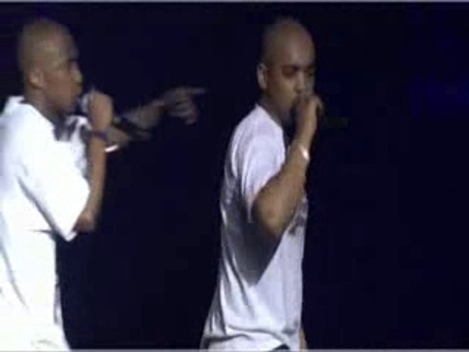 Psy 4 De La Rime (Live Au Dôme) : Ici