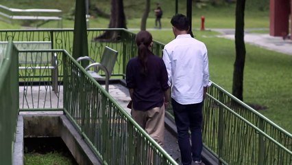 ep12-15_正方與淑君對於Mr Tan虐待女傭的行為感到氣憤，正方也慶幸淑君可以平安的度過這次的229，淑君要正方打電話要知新與知慧回家吃晚餐