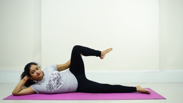 Yoga: घुटने और जाँघों के जोड़ो को मजबूत करता है यह आसन | Krishna asana | Boldsky