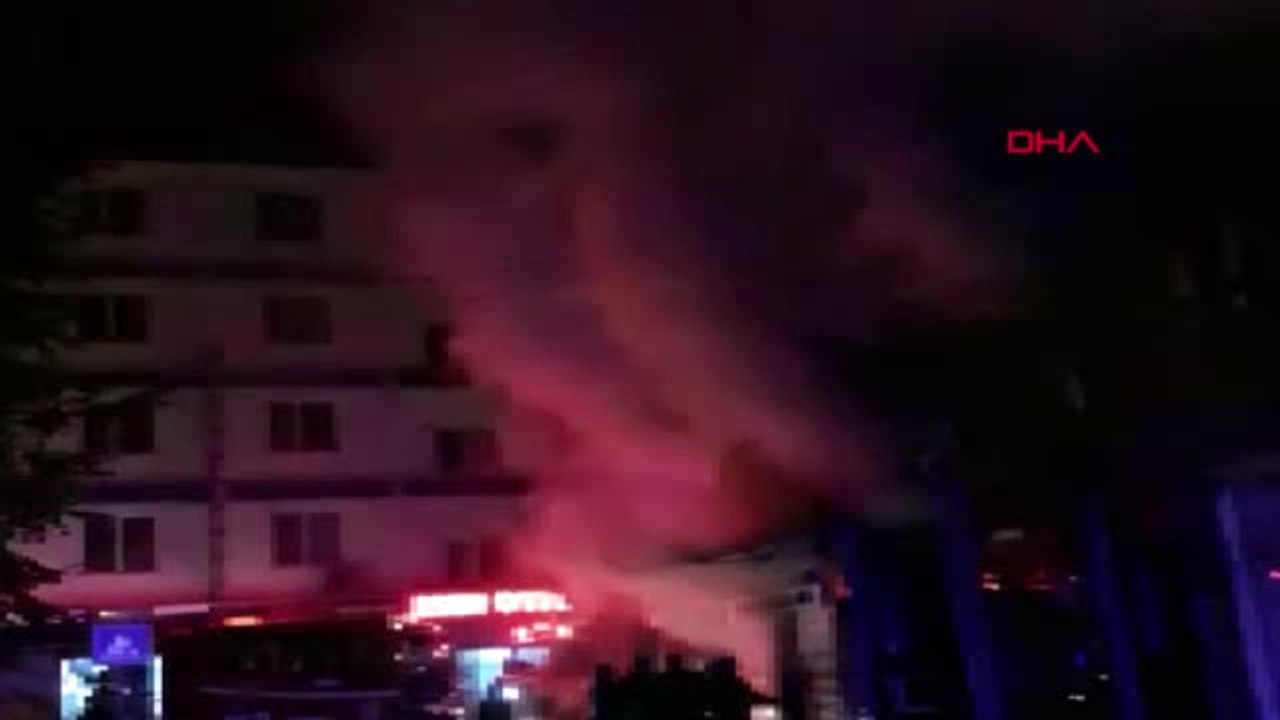 Düzce Isınmak İçin Yaktığı Ateş Canından Ediyordu