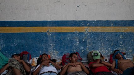 La caravana de migrantes rechaza la oferta de Peña Nieto