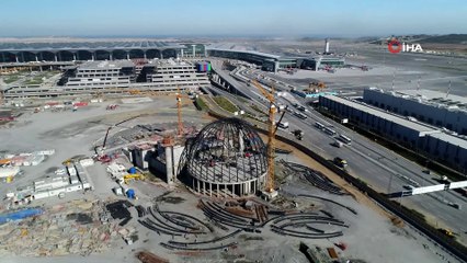 Türk Yıldızları Yeni Havalimanı'nda nefes kesti