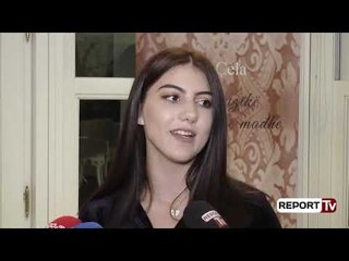 Report Tv-Promovimi /17-vjeçarja, Aja Çela, boton librin “Ka muzikë në shtëpinë e madhe”