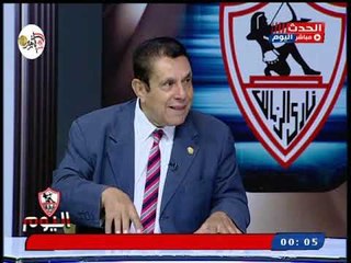 الناقد الرياضي محمود معروف يخرج عن النص (+18) بعد قبلة رئيس برزينتيشن للخطيب