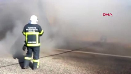 Adıyaman Besni'de Hareket Halindeki Kamyonda Yangın