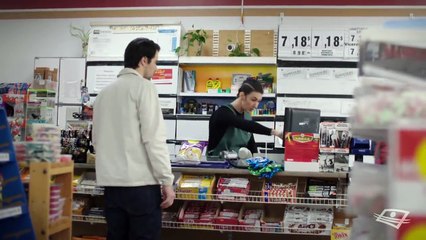 Like-moi! (S3É10) 2018 ""