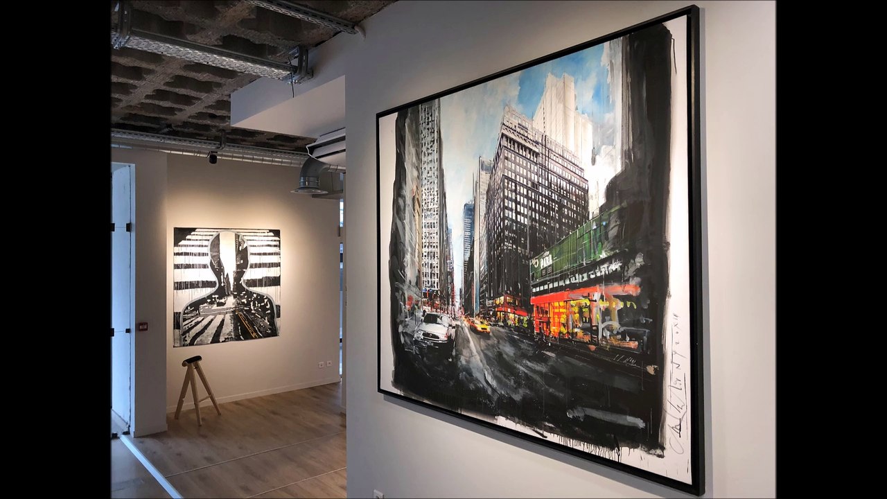 Charlelie Couture expose à Valence