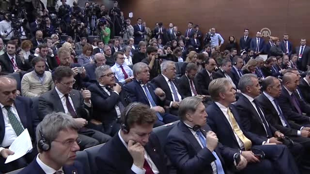 Rusya Devlet Başkanı Putin: "Suriye'de Çözüm Ancak Diplomasi Yoluyla Mümkün Olabilir"