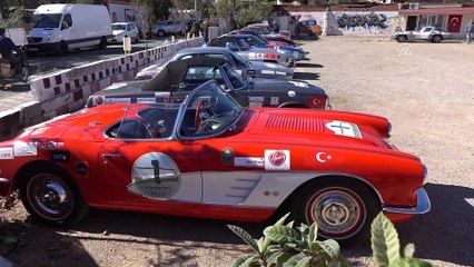Klasik Otomobillerden 'Cumhuriyet Rallisi' (2) - BALIKESİR