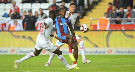 Antalyaspor'a Konuk Olan Trabzonspor, Rakibiyle 1-1 Berabere Kaldı