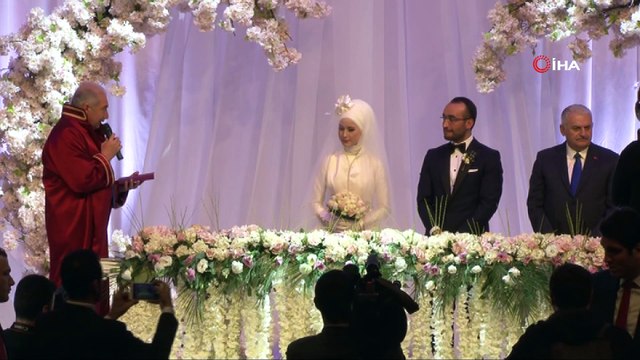 Meclis Başkanı Yıldırım’dan nikahta gençlere esprili öğüt... 'Telaşlanmayın, bakan babanız o uzun yolları duble haline getirdi'