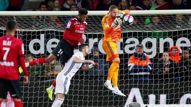 Le Racing Club de Strasbourg trouve le match nul face à Guingamp. 1-1