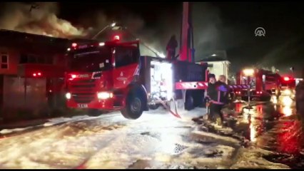 Hadımköy'de imalathanede yangın - İSTANBUL