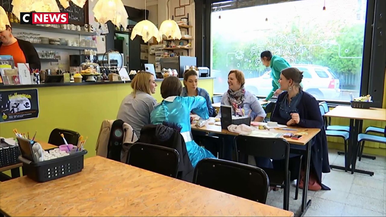 Lille : un "café céramique" pour les amateurs de peinture