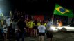 Manifestantes pró-Bolsonaro terminam ato com oração em Vitória