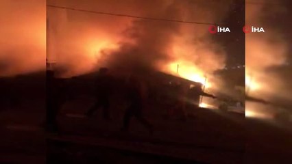 Sultanbeyli'de Gecekondu Alev Alev Yandı