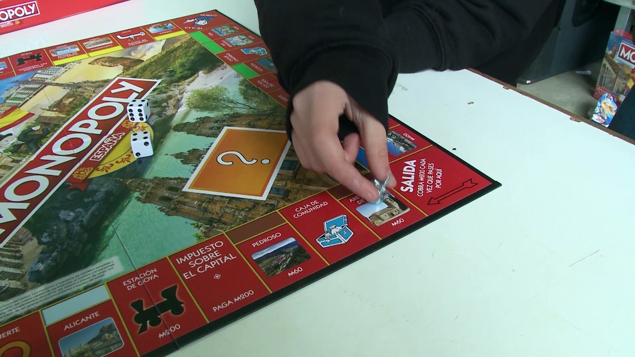 Los 80 habitantes de Pedroso, en La Rioja, consiguen tener su casilla en Monopoly España