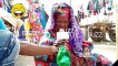 Vidéo - Insolite : un vendeur de gris-gris qui fait le buzz au marché Ocas