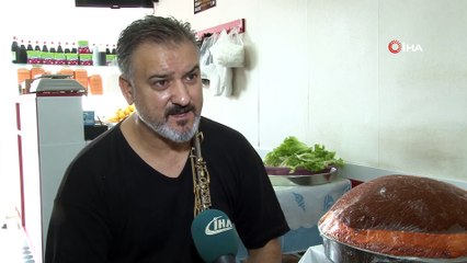 Hüsnü Şenlendirici'nin tavsiyesiyle klarnet virtüözü haline gelen çiğ köfteci