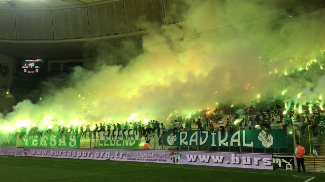 Beşiktaş maçı öncesi Teksas’tan müthiş bir meşale şovu geldi!