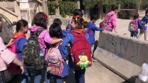 المدارس الحكومية في شمال شرق سوريا تزدحم بطلاب المناطق الكردية