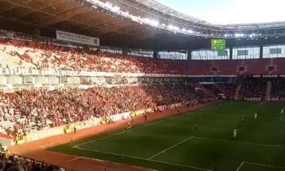 Eskişehirspor taraftarı 'Andımız'ı okudu