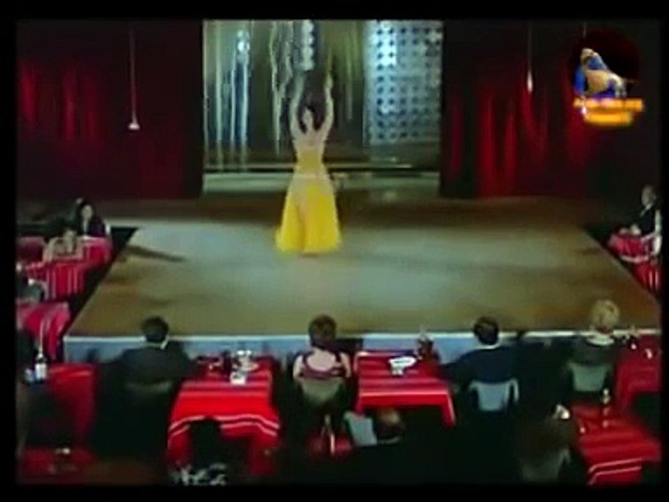 سهير زكى  ترقص على انغام اغدا القاك