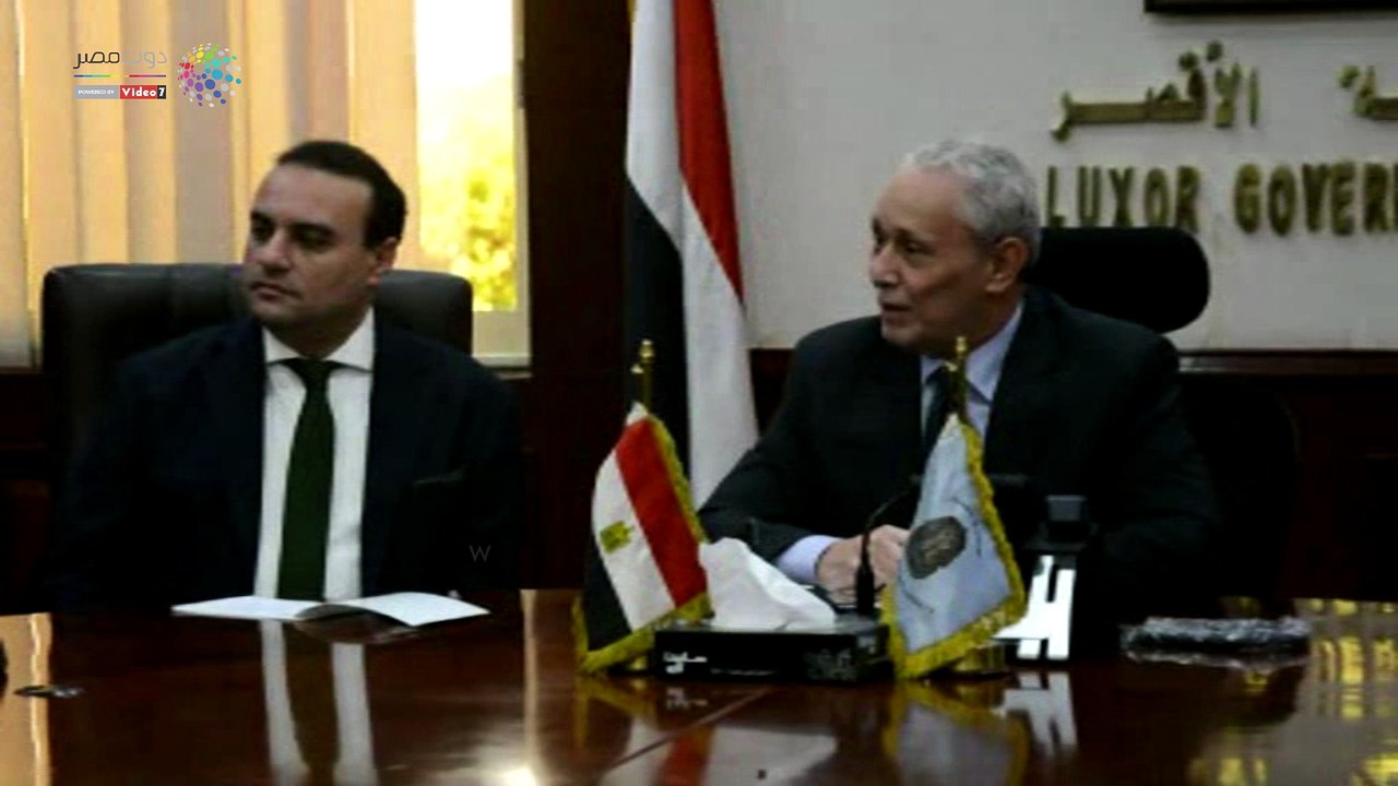 محافظ الأقصر يستقبل وفد من مدينة يانجشتو الصينية