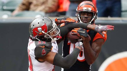 A.J. Green shows unbelievable ball skills on jump-ball TD