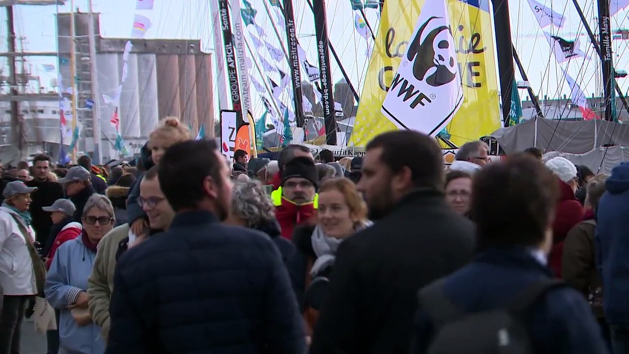 JEAN GALFIONE, MARIN A PART ENTIERE