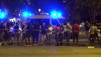 very latest world news!! _ Violents incidents sur les Champs Elysées après la fête (10 juillet 2018, Paris)