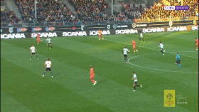 Dembele finds the net but VAR denies him for a slight offside