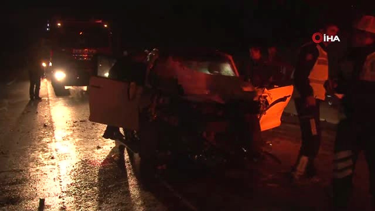 D100'de Feci Kaza: 2 Ölü 1 Ağır Yaralı