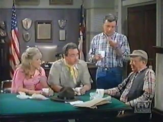 Mayberry RFD - S03E24 - Goober the Hero