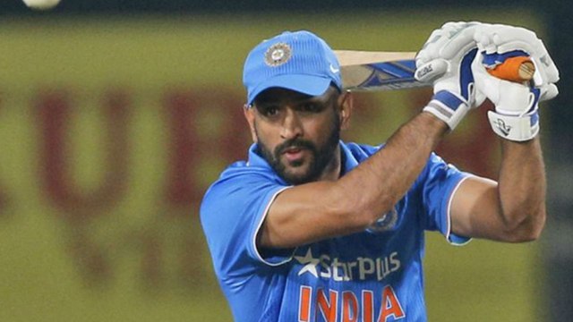 India vs Westindies 3 rd Odi : Dropping Dhoni From t20 Is The Right Thing : Ajithagarkar | Oneindia