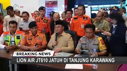 Keluarga Korban Diberangkatkan ke Kantor Basarnas