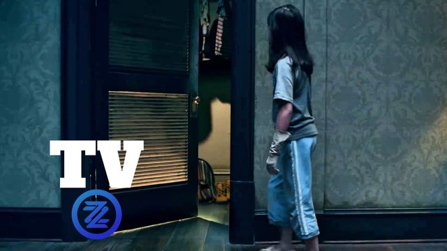 The Haunting of Hill House Clip - Can You Spot What’s Hidden in the Closet (2018) Netflix Horror Series