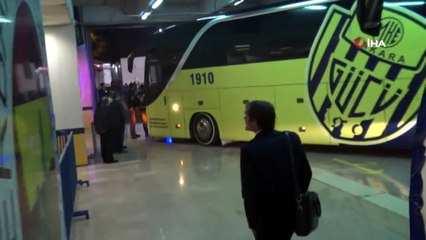 Fenerbahçe 1-3 Ankaragücü | Cocu Stadı Böyle Terk Etti