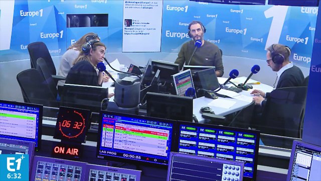 REPORTAGE - Hourras et pas de samba : au Brésil, les partisans de Bolsonaro fêtent la victoire