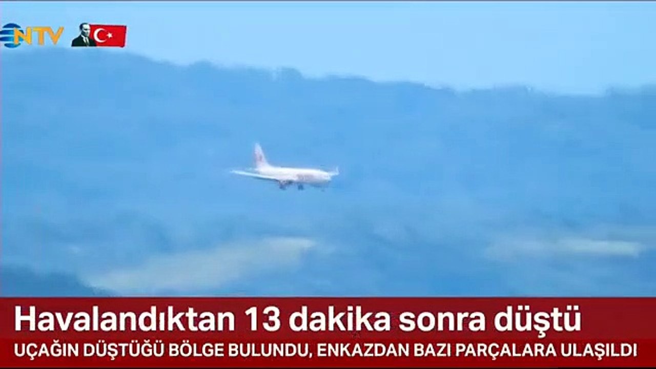 Son Dakika! Endonezya'da Yolcu Uçağı Denize Düştü