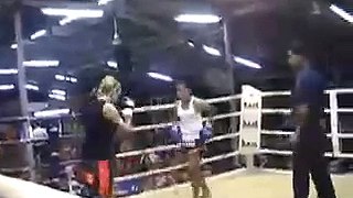 Anna (Tiger Muay Thai) vs Nahmthip July 25, 2008, Thailand