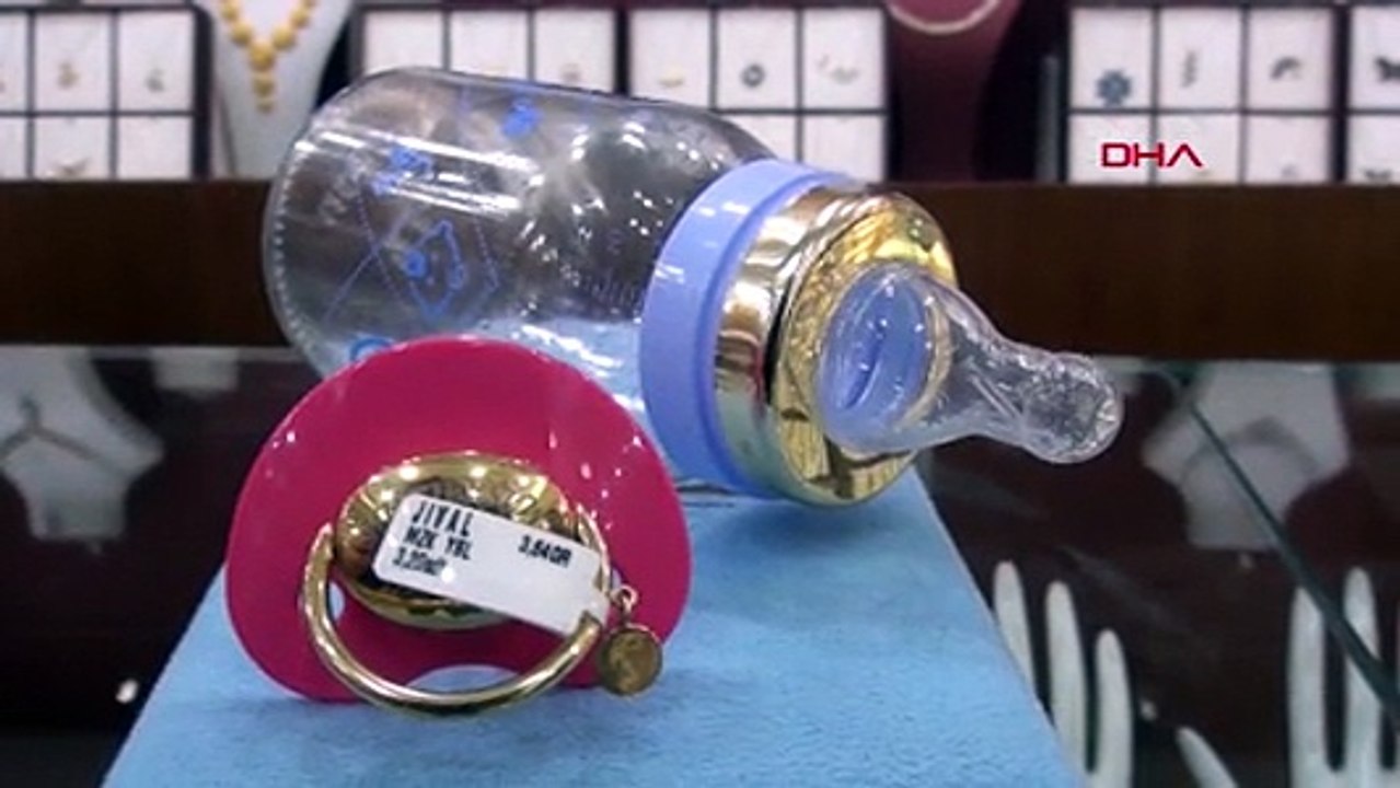 Ispartalı kuyumcular altın biberon ve emzik tasarladı: Müşteriler ilgili