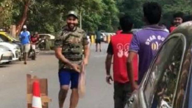 India vs Westindies 2018 4th Odi : Rohit Sharma Plays Galli Cricket Before Match | Oneindia Telugu