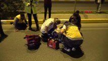 Antalya Hafif Ticari Aracın Çarptığı Arkadaşının Başında Gözyaşı Döktü