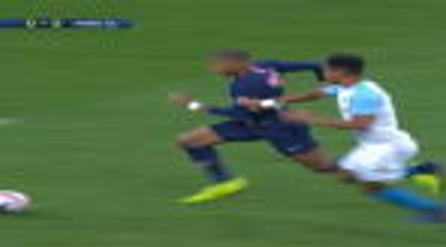 لقطة: الدوري الفرنسي: مبابي يمنح سان جيرمان الأسبقيّة أمام مرسيليا من اللمسة الأولى