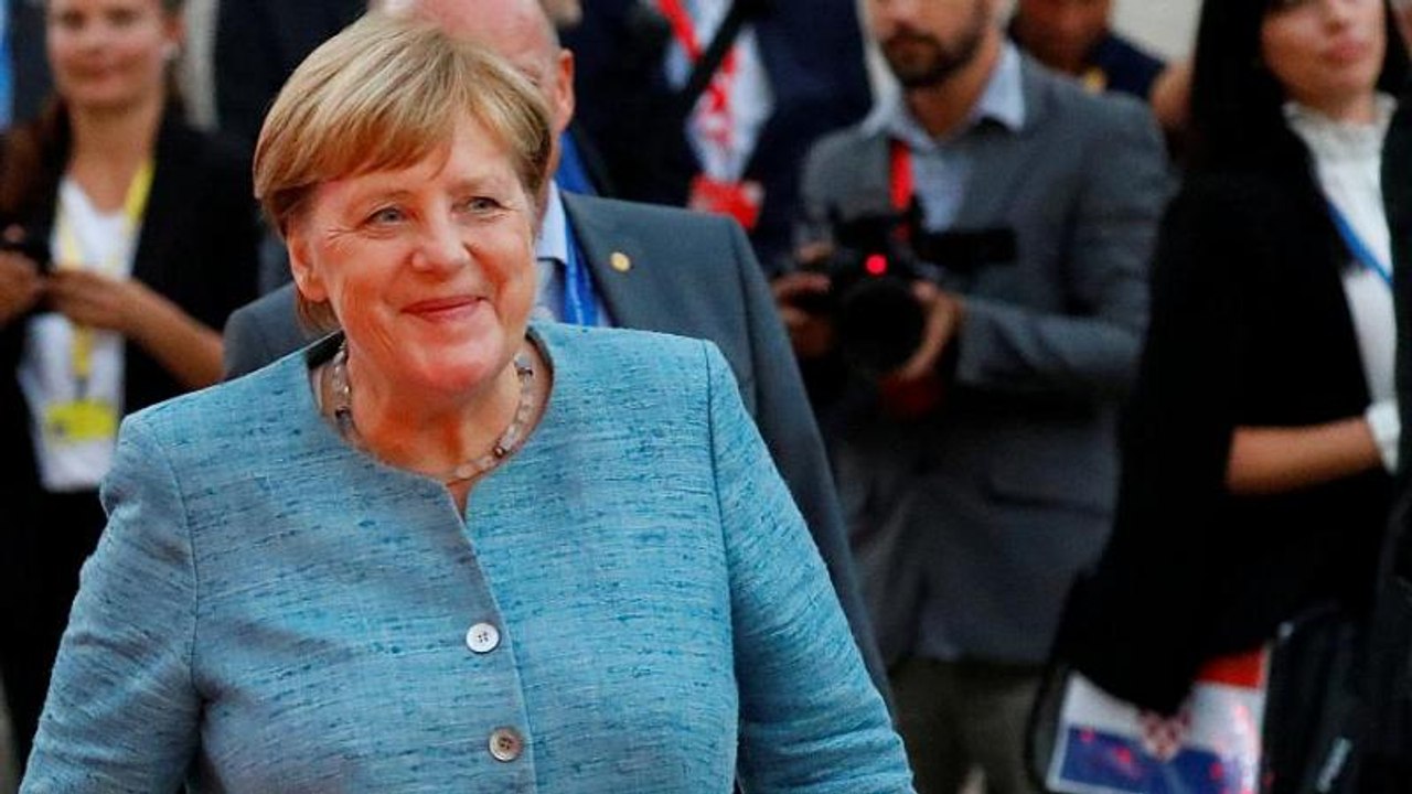 Merkel hört 2021 auf: 'Es ist Zeit für ein neues Kapitel'