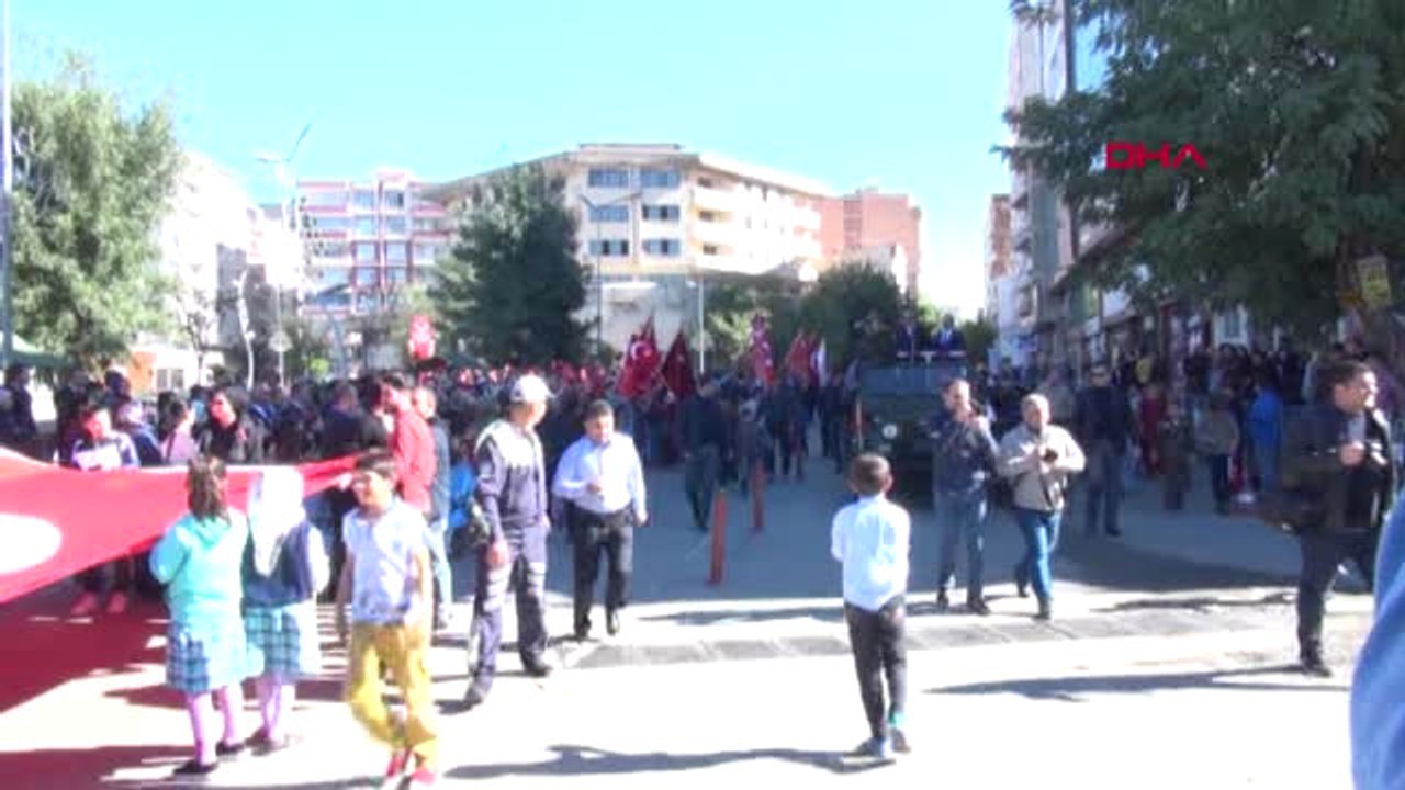 Doğu ve Güneydoğu'da Cumhuriyet Bayramı Coşkusu- Siirt