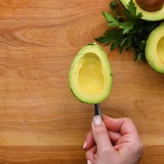 How to Make a Bacon Avocado Egg Bomb