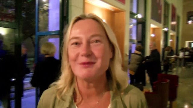 Réactions du public au concert de CLara Luciani à Martigues