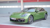 Porsche Panamera GTS Sport Turismo Exterior Design in Mamba Green Metallic